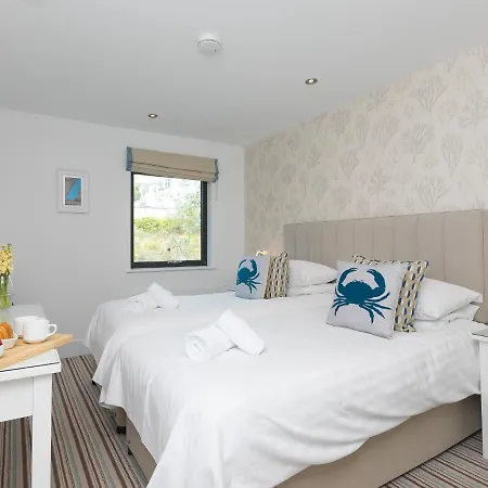 Porthminster Penthouse Apartment *